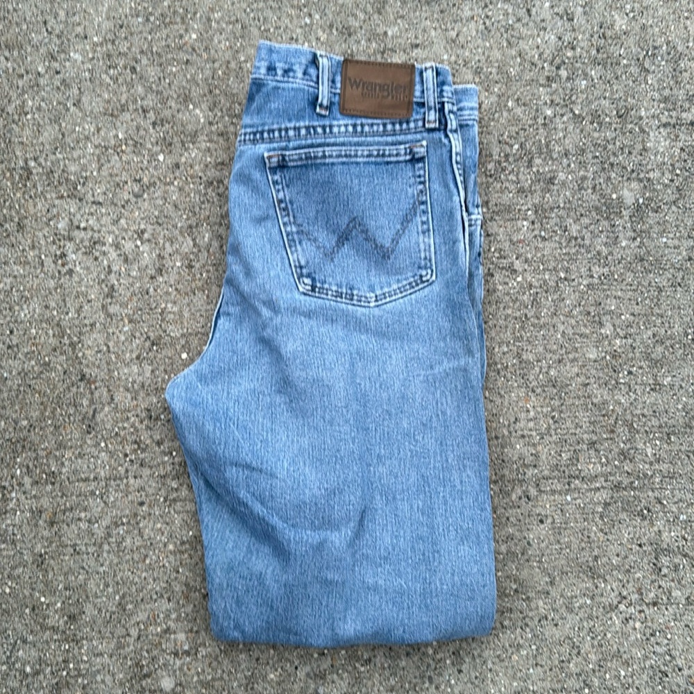 wrangler jeans light wash